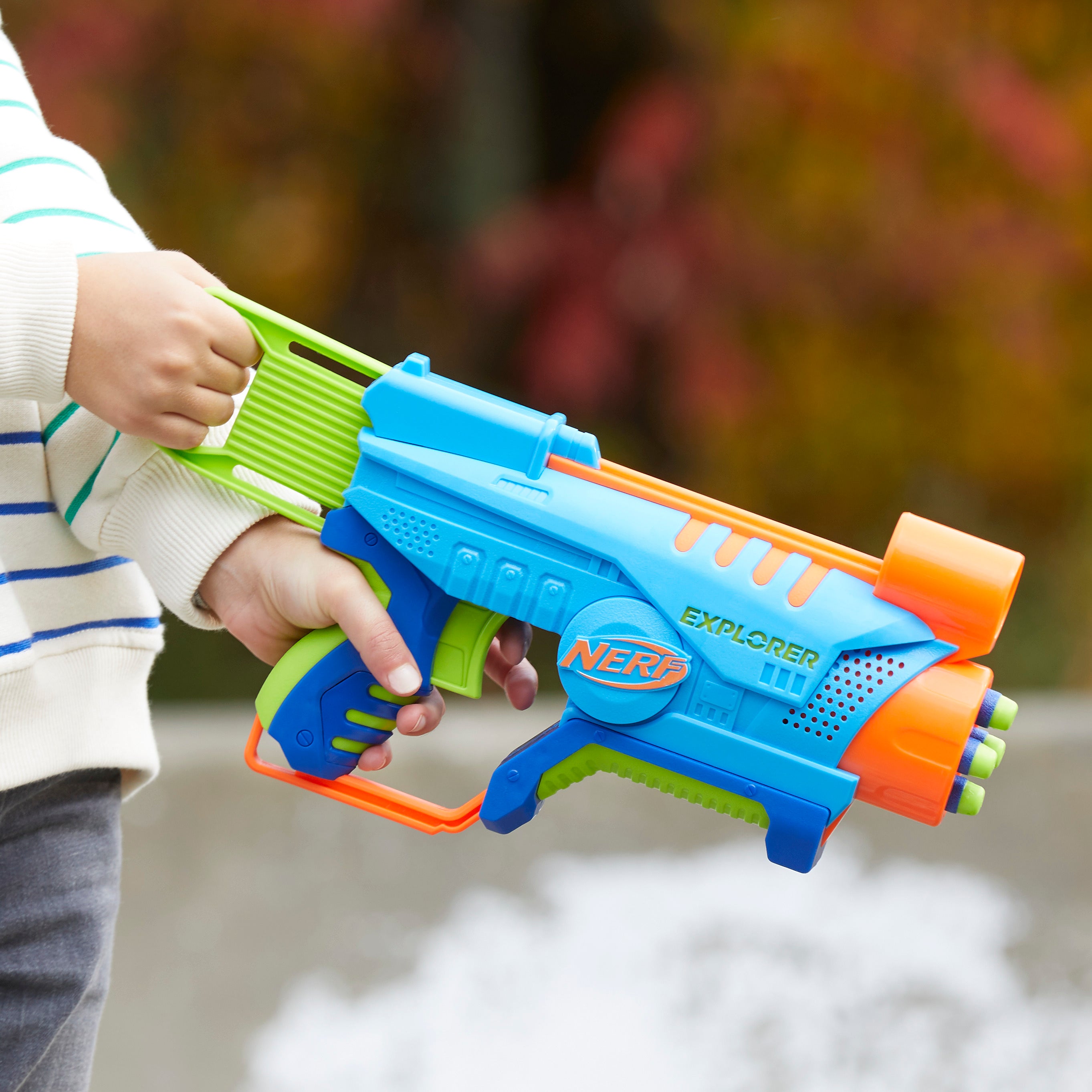 Nerf Elite Junior Explorer Lanzador con 8 Dardos